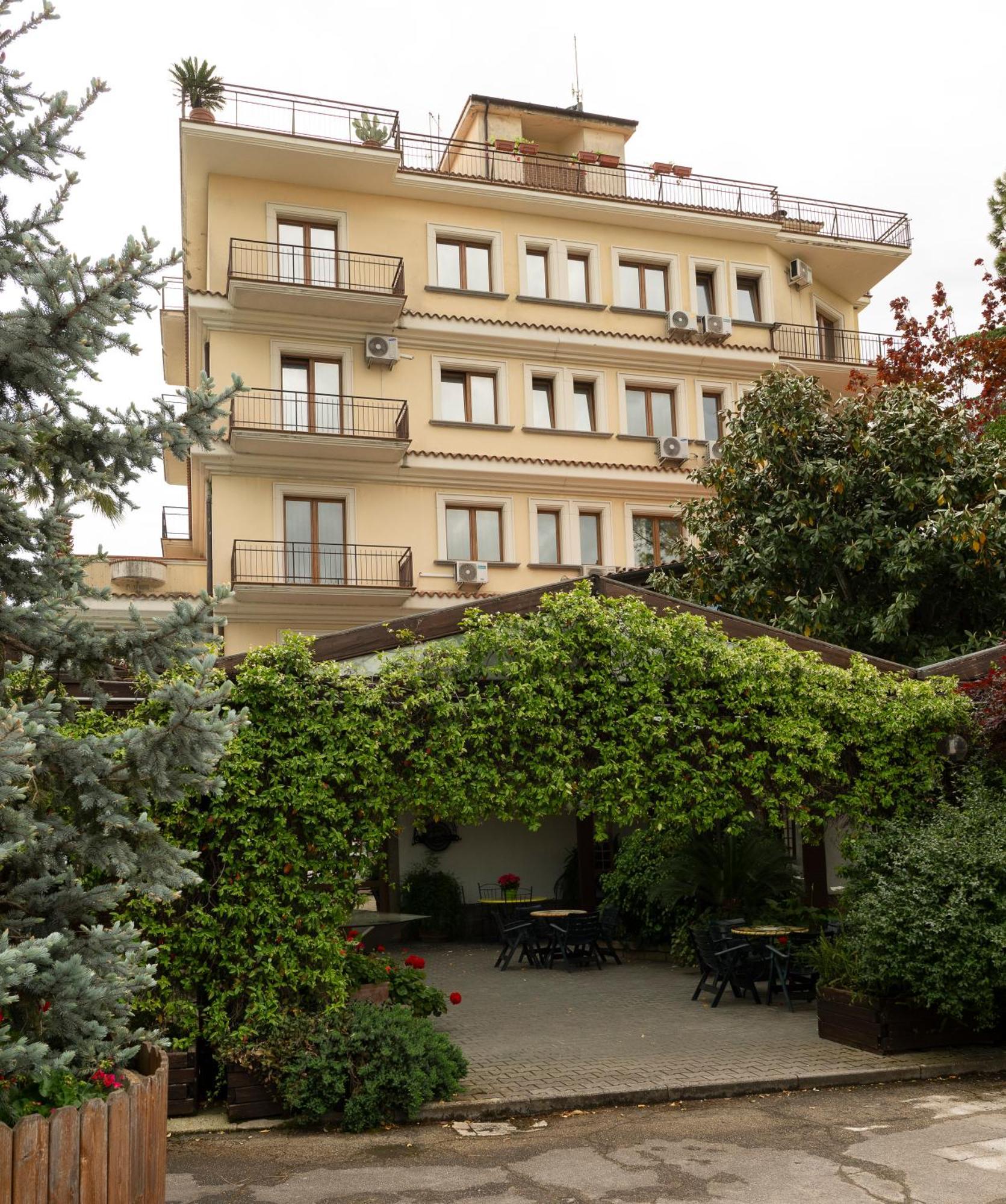 Hotel La Rotonda Cepagatti Eksteriør bilde