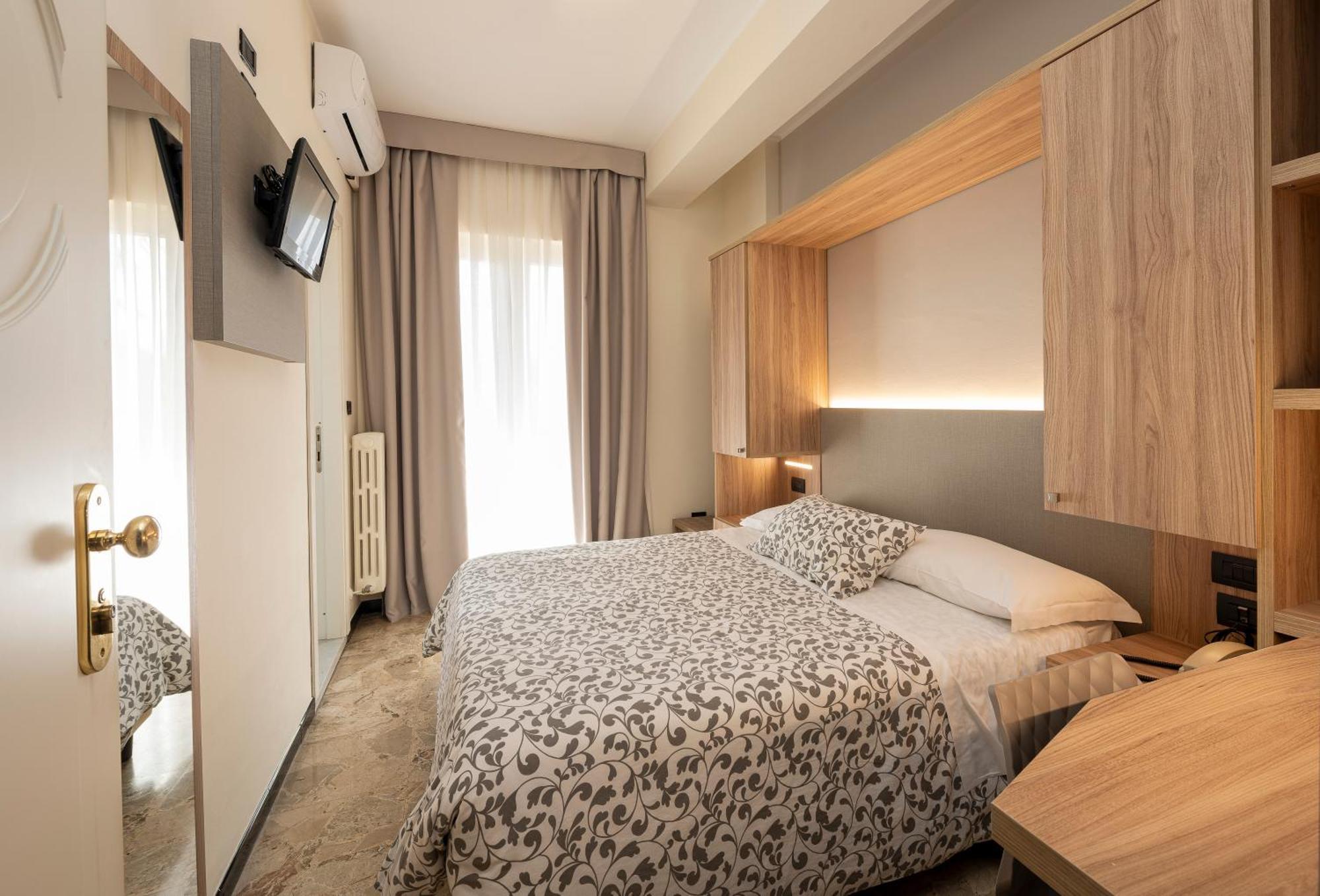 Hotel La Rotonda Cepagatti Eksteriør bilde