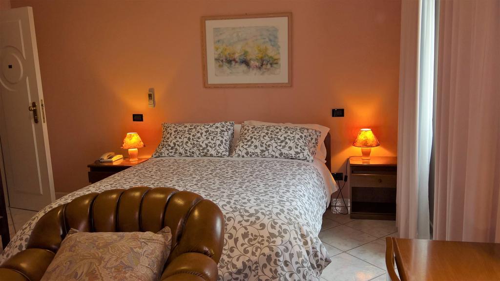 Hotel La Rotonda Cepagatti Eksteriør bilde